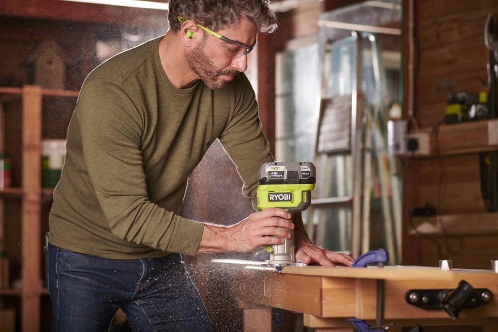 RYOBI RTR18-0 18V Cordless Trim Router